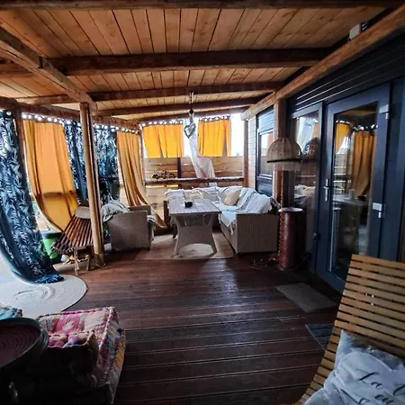 Dom wakacyjny Mobile With Hottub&sauna *