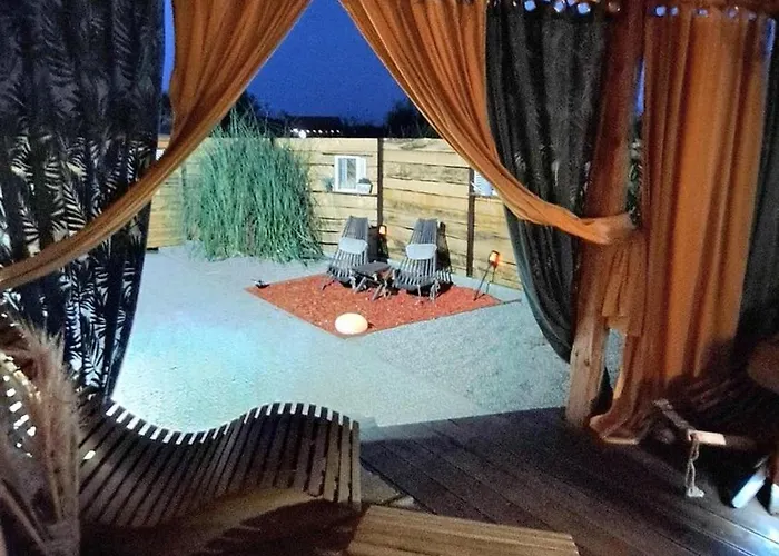 Mobile With Hottub&sauna Feriehus